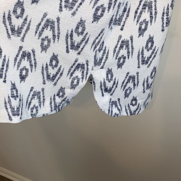 Gap | Women’s White Black Sleeveless Knit Geometric Printed Shirt Blouse Size S - Picture 13 of 16